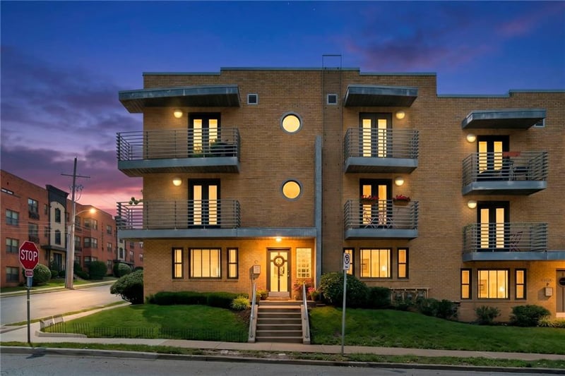 4540 Broadway Ave #2N, Kansas City, MO 64111