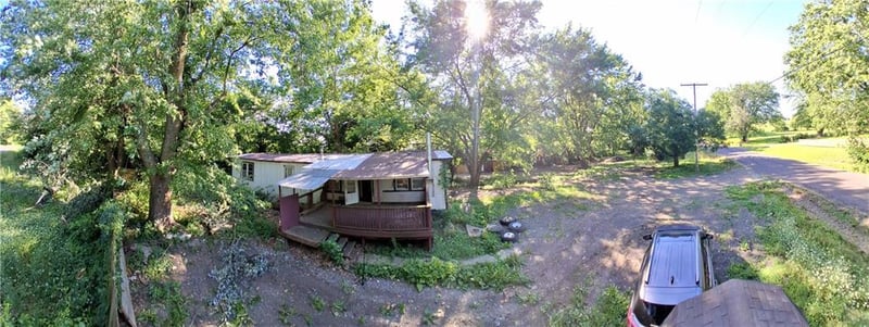9404 Stillhouse Rd, Liberty, MO 64068