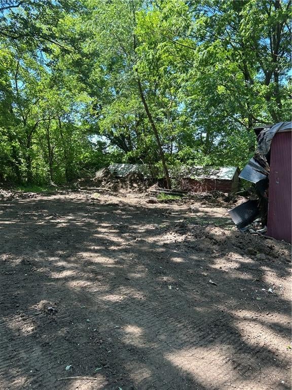 9404 Stillhouse Rd, Liberty, MO 64068