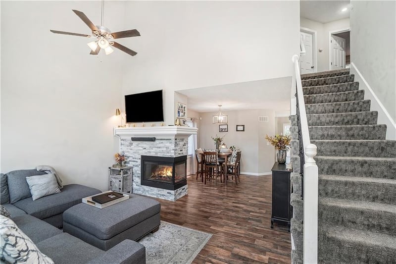 10002 NW 86th Ter, Kansas City, MO 64153