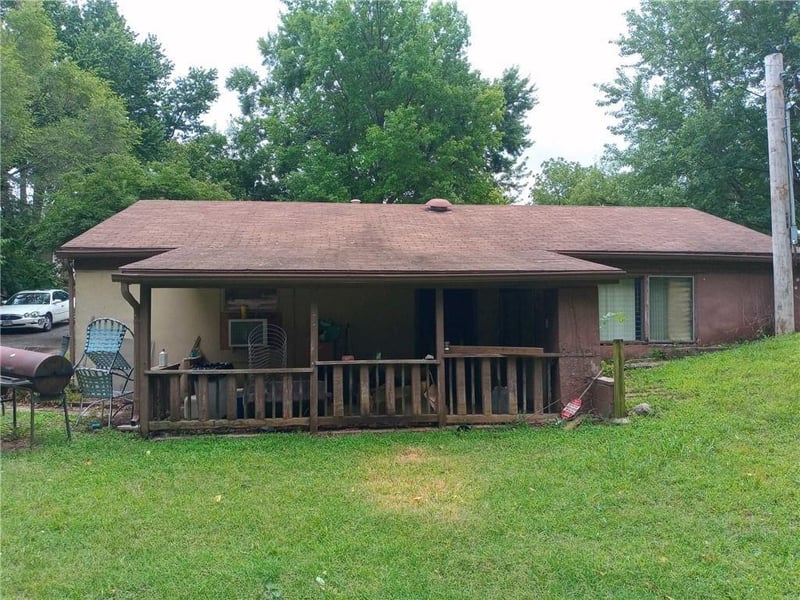 110 Ditzler Ave, Independence, MO 64053