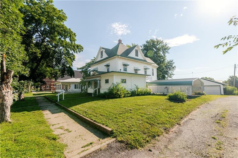 1230 1st Ave, Horton, KS 66439