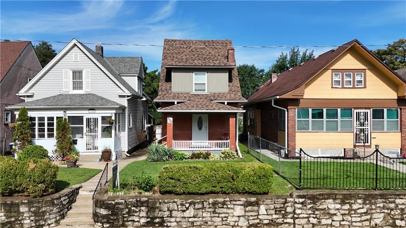 332 Lawndale Ave, Kansas City, MO 64123