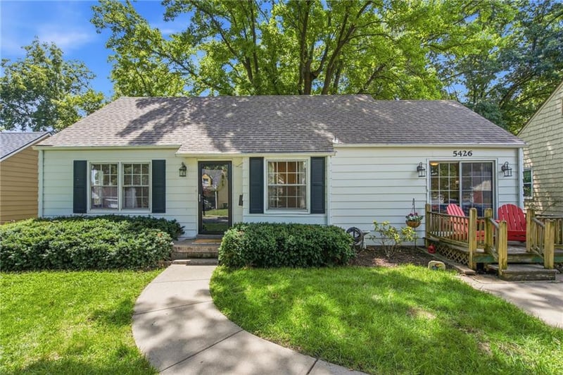 5426 Juniper Dr, Roeland Park, KS 66205