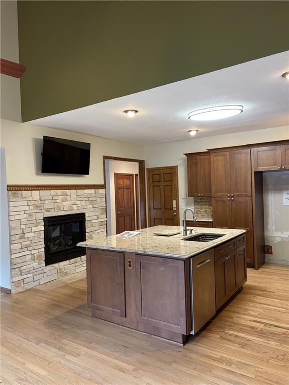 1619 NE 100 Ct, Kansas City, MO 64155