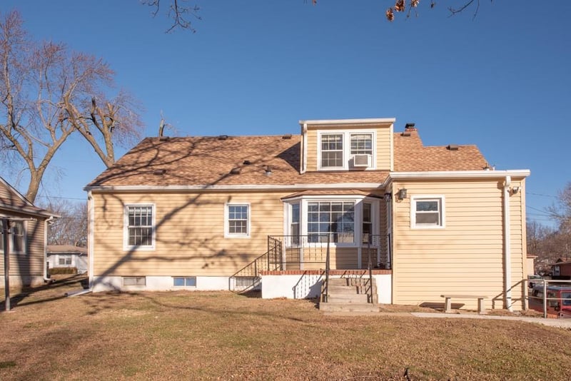 501 87th St, Kansas City, MO 64155