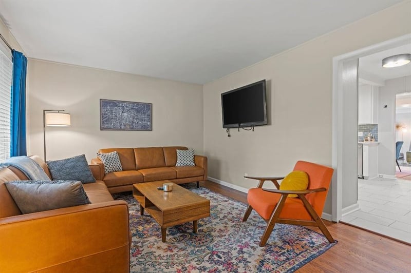 6900 W 72nd Ter, Overland Park, KS 66204