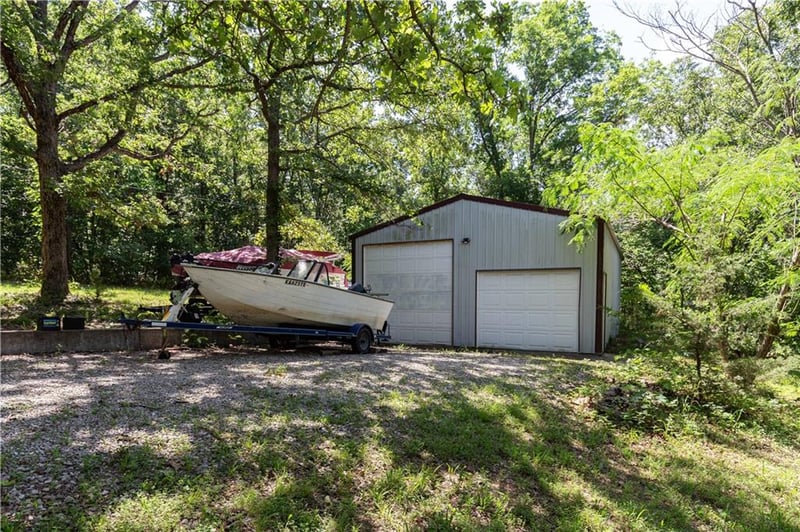 13200 Bell Island Rd, Warsaw, MO 65355