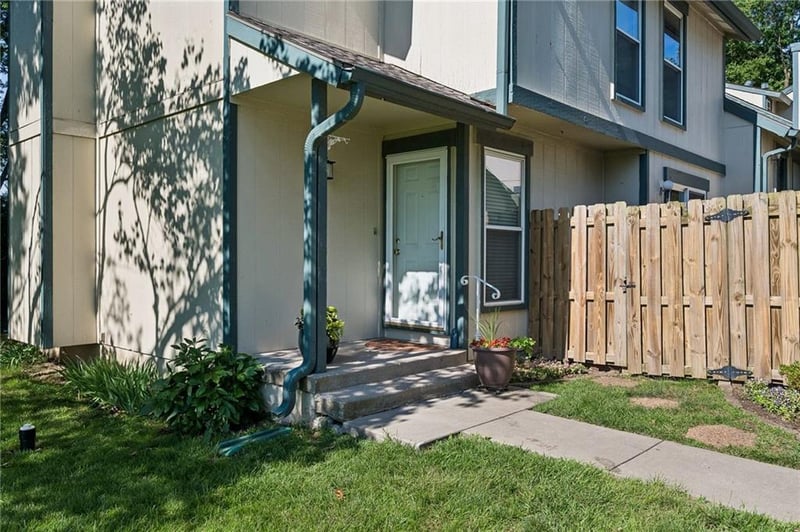 5757 N Anita Ave, Kansas City, MO 64151
