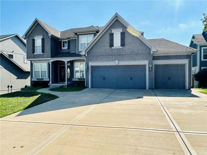20067 108th Ter, Olathe, KS 66061