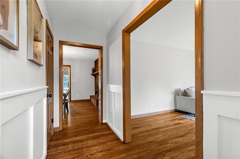 12162 39th Ter, Independence, MO 64052
