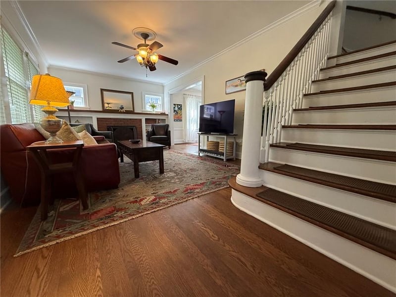 450 W 62nd Ter, Kansas City, MO 64113