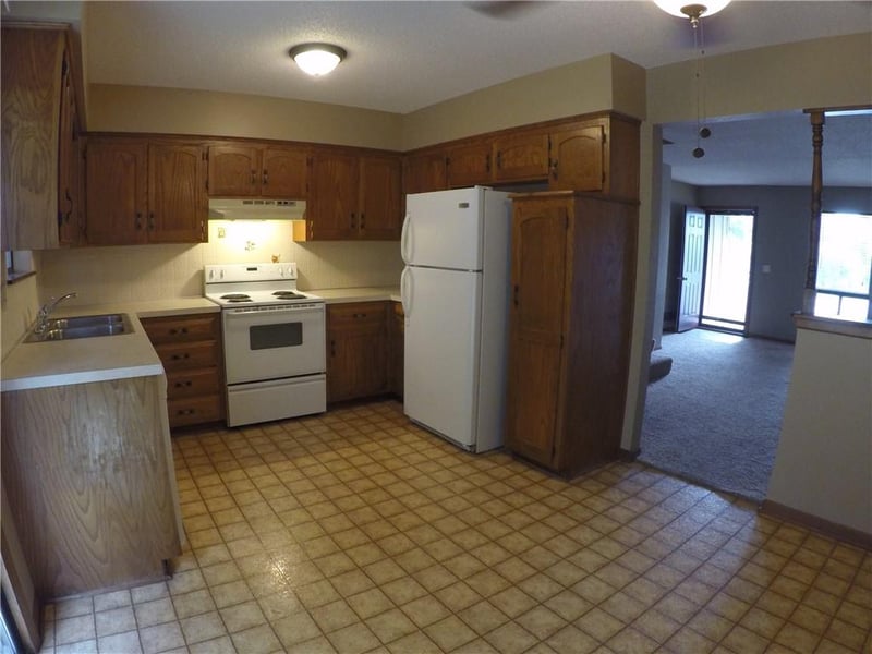 304 Rice St, Raymore, MO 64083