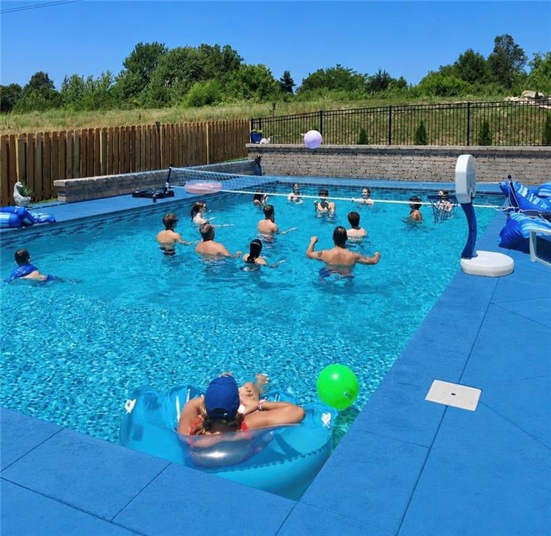 20476 W 107 Pl, Olathe, KS 66061