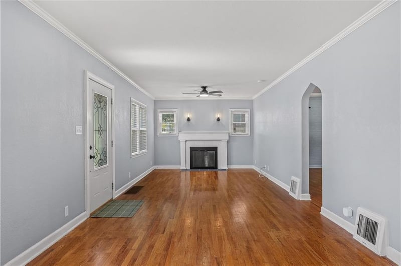 2206 Dewey St, St Joseph, MO 64505