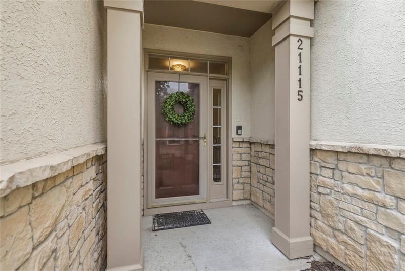 21115 118th Ter, Olathe, KS 66061
