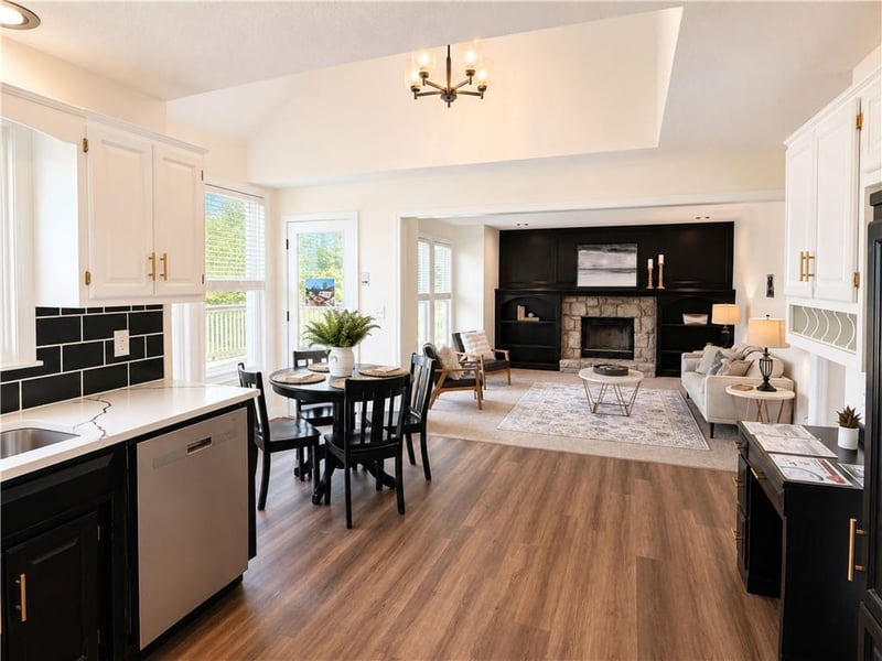 824 Elk Ln, Bonner Springs, KS 66012