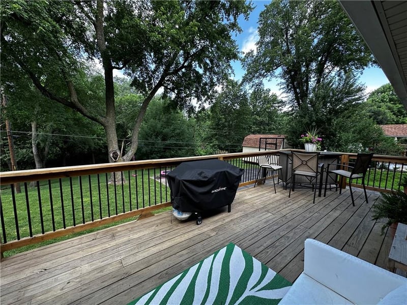 5606 Ripley St, St Joseph, MO 64506