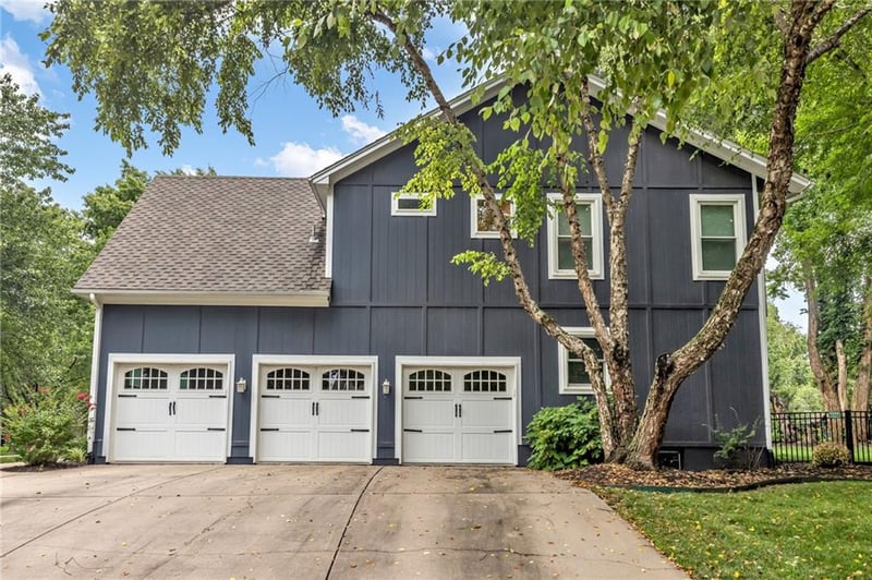13117 El Monte St, Leawood, KS 66209