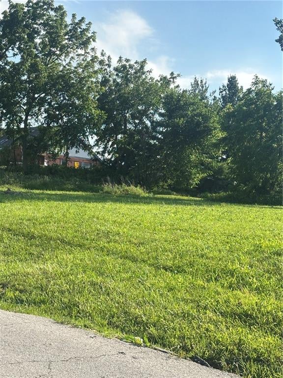 4708 Emery Ave, Kansas City, MO 64136