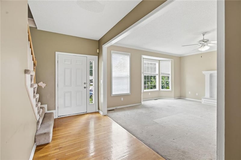 4742 Mund Rd, Shawnee, KS 66218