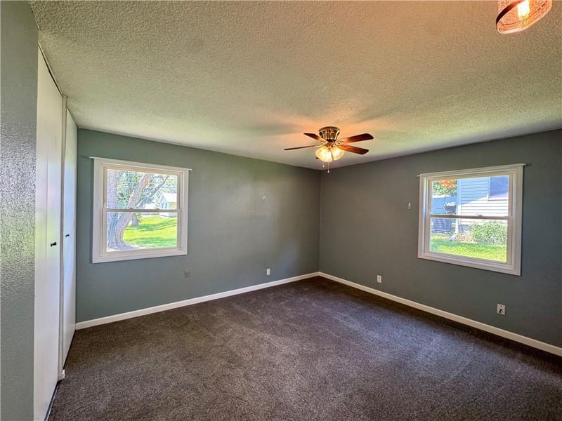 720 Cooper St, Maryville, MO 64468