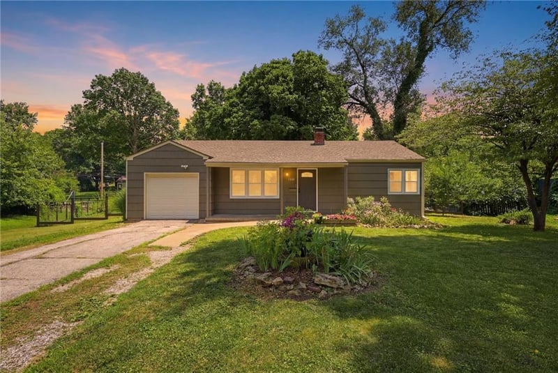 11605 Belmont Ave, Kansas City, MO 64134