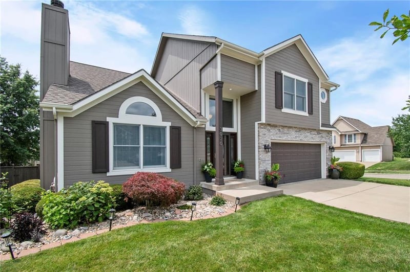 3020 Argonne Ct, Blue Springs, MO 64015