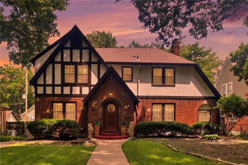 6215 Mcgee St, Kansas City, MO 64113