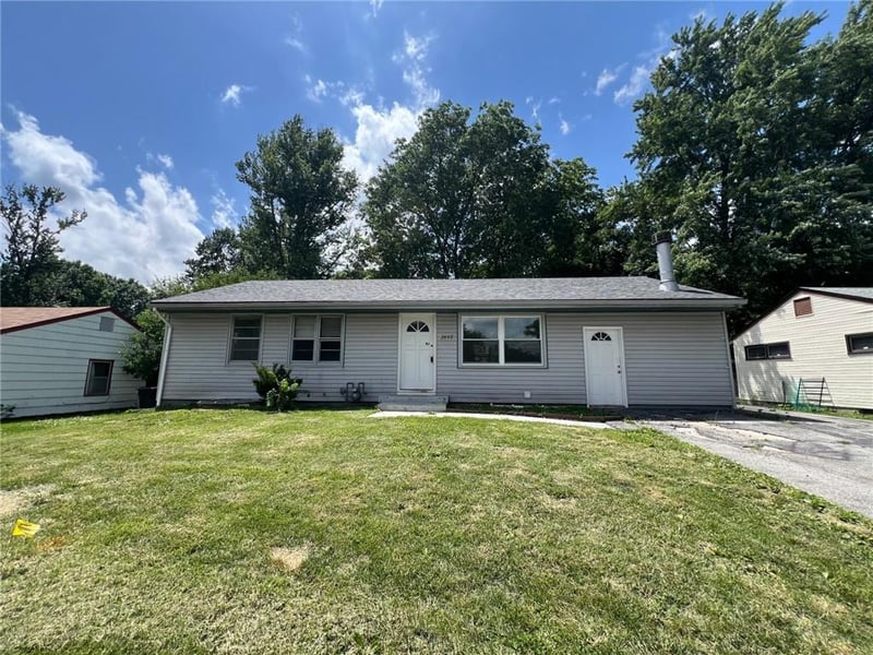 2402 Liberty St, Independence, MO 64050
