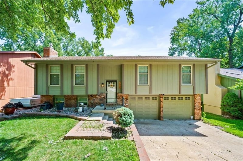3905 Colorado Ave, Kansas City, MO 64117