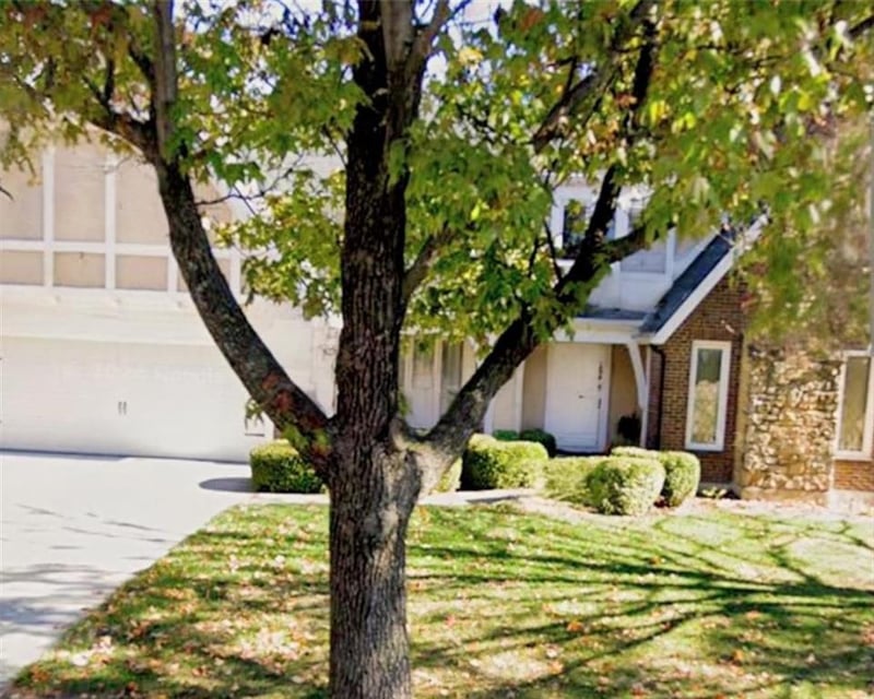 12009 Perry St, Overland Park, KS 66213
