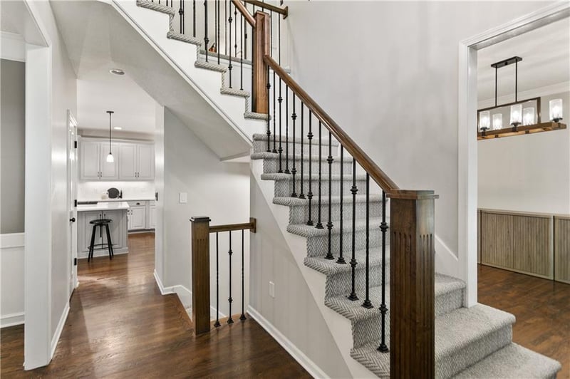 5255 129th Ter, Leawood, KS 66209