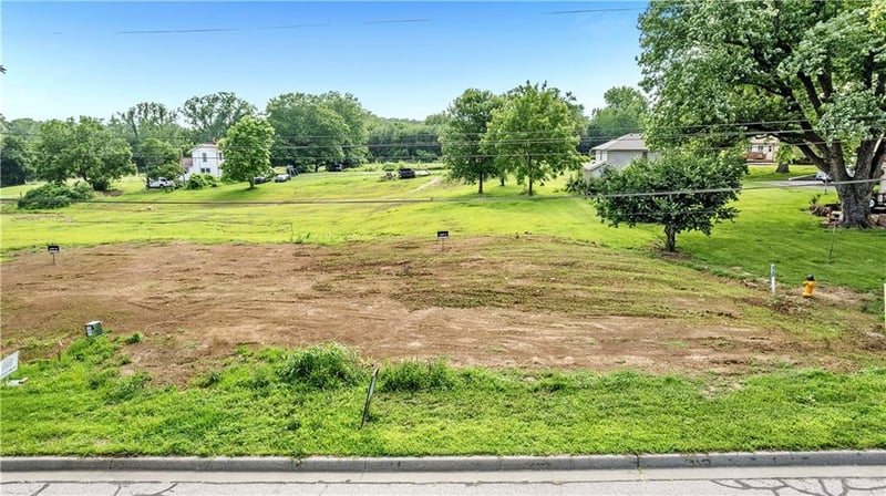 4710 Knox Ave, Merriam, KS 66203