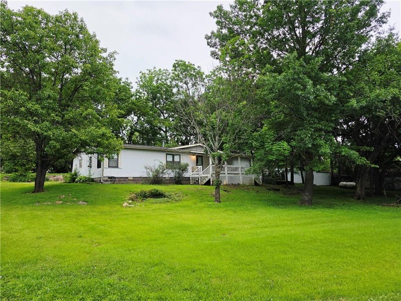 58 Longview Rd, Pleasanton, KS 66075