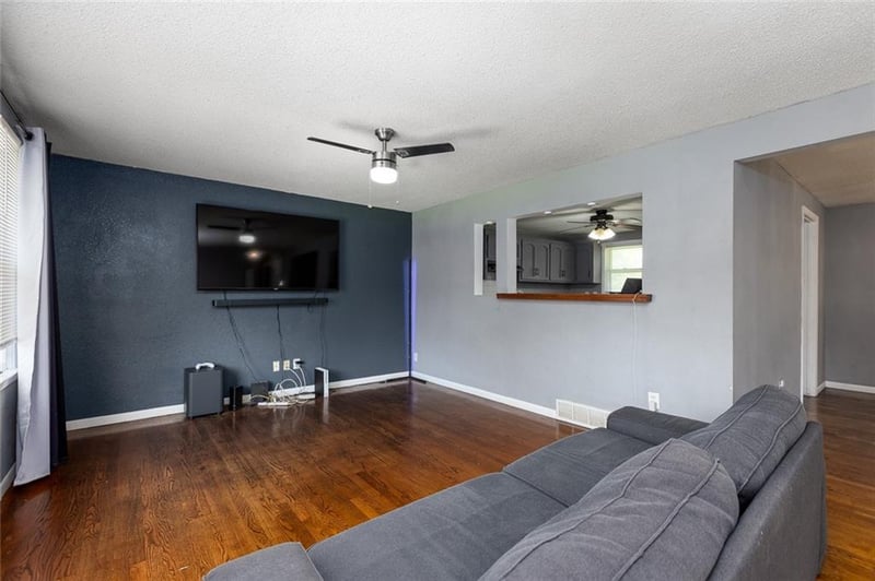 3816 72nd Ter, Kansas City, MO 64132