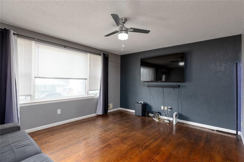 3816 72nd Ter, Kansas City, MO 64132