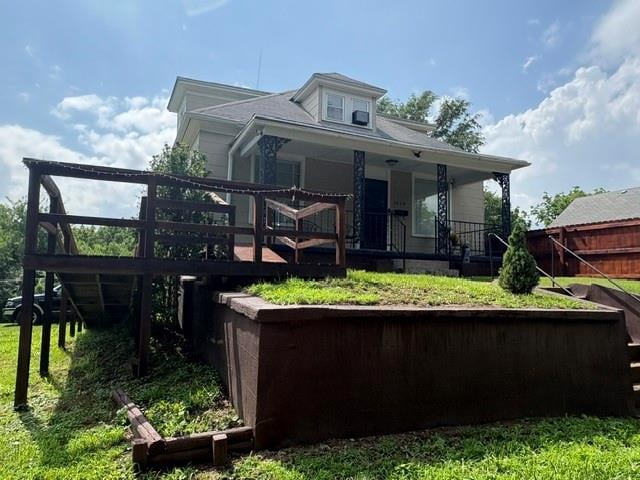 1614 Prospect Ave, St Joseph, MO 64505