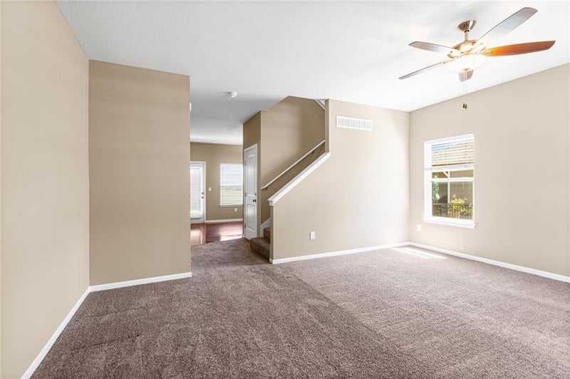 432 Pawnee Ln, Gardner, KS 66030