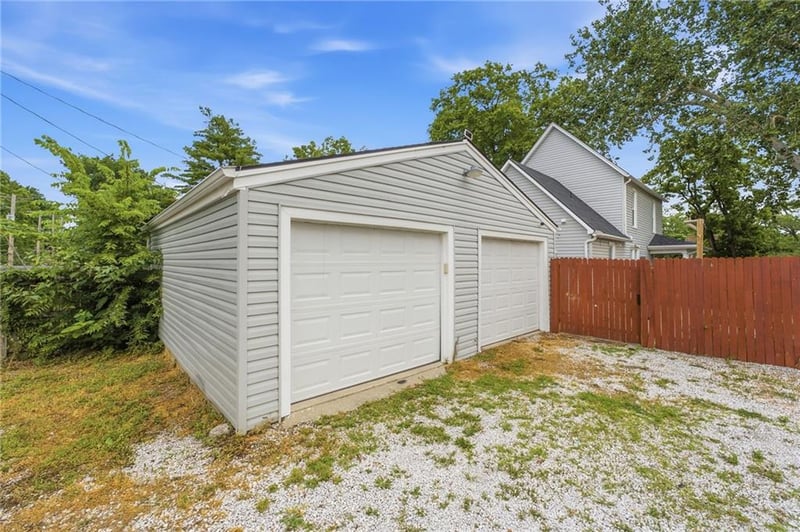 200 16th St, Kansas City, KS 66102