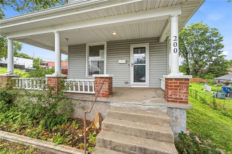200 16th St, Kansas City, KS 66102