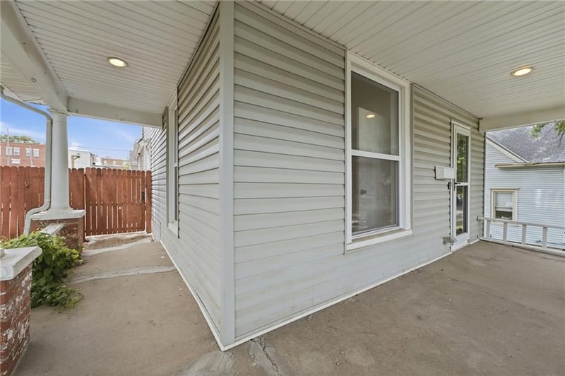 200 16th St, Kansas City, KS 66102