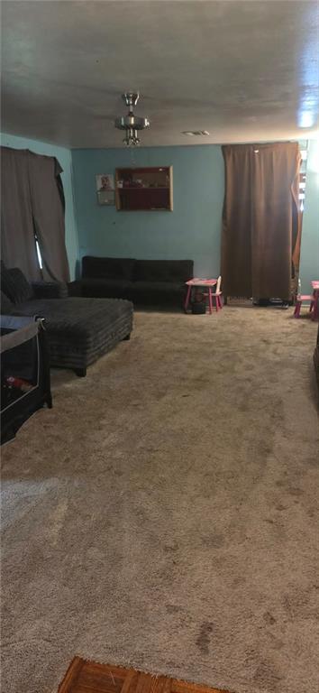 315 3rd St, Iola, KS 66749
