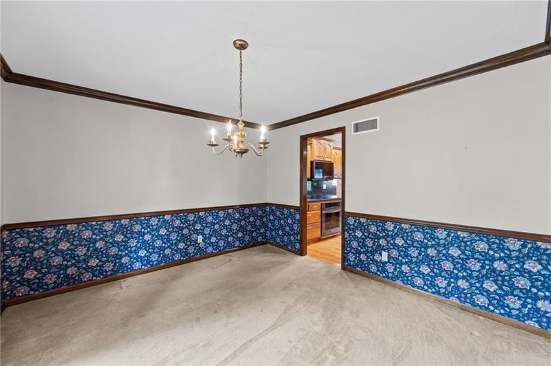 13312 W 61st Ter, Shawnee, KS 66216