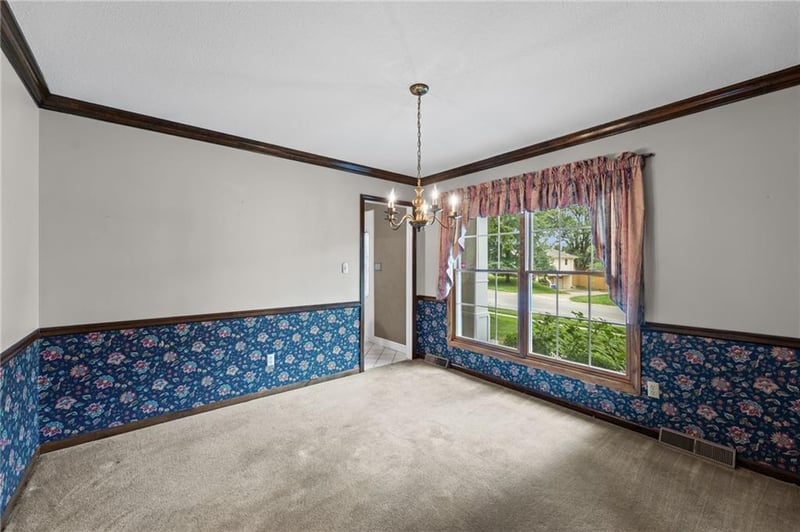 13312 W 61st Ter, Shawnee, KS 66216