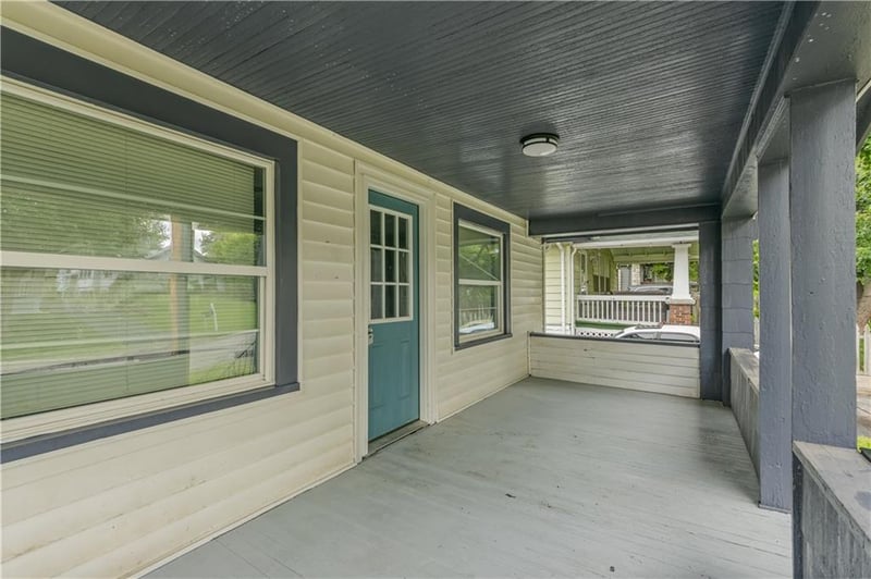 1310 Maywood Ave, Independence, MO 64052
