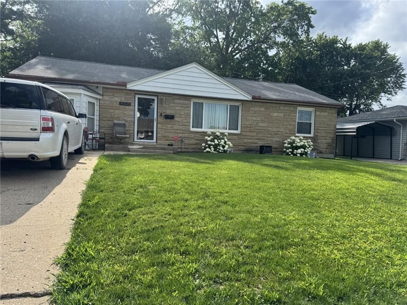 4006 Lynn St, Independence, MO 64055
