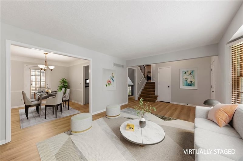 8516 Darnell St, Lenexa, KS 66215