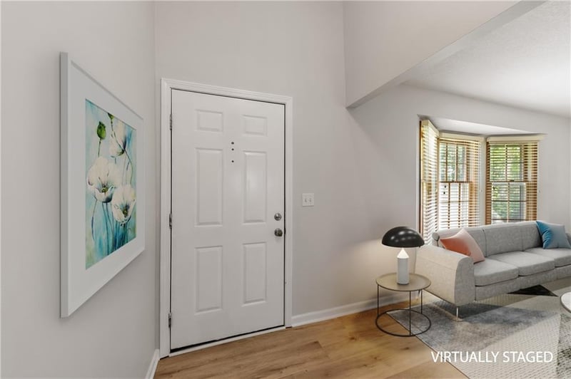 8516 Darnell St, Lenexa, KS 66215
