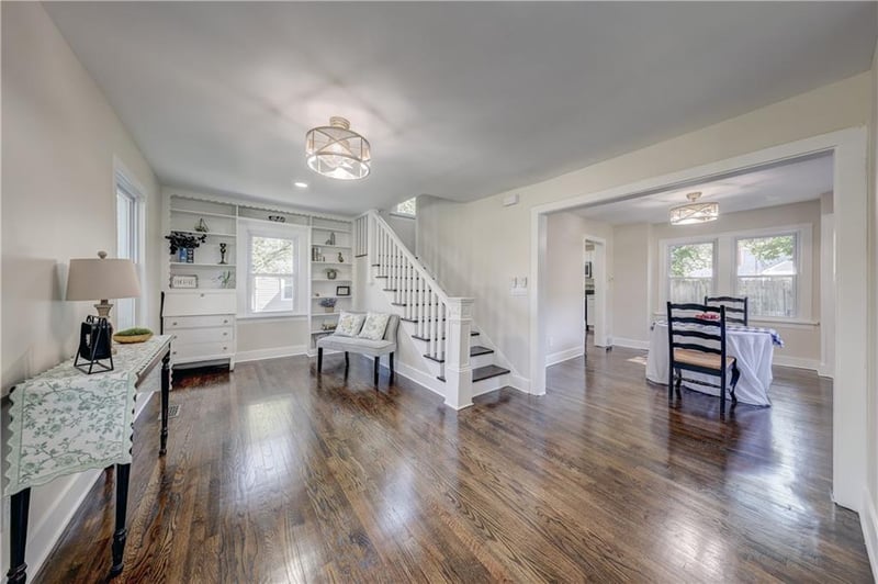 226 Chestnut St, Olathe, KS 66061